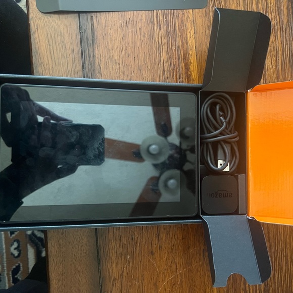 kindle fire! - Picture 3 of 3